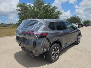 2022 Nissan Rogue SV FWD - Exterior Rear Right Corner Image
